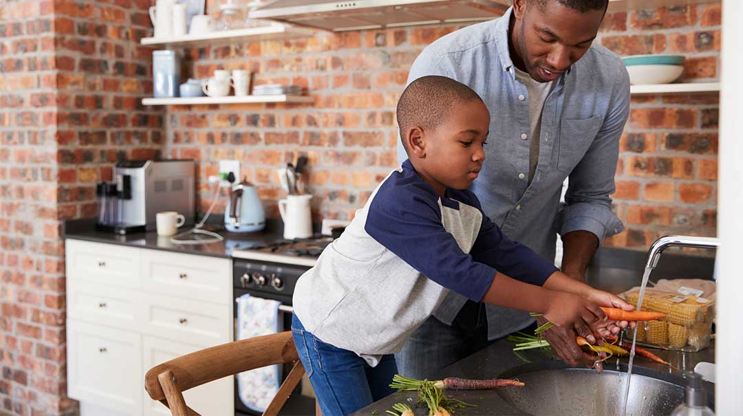 Food-Safety-Father-and-Son-prepare-veggies_01